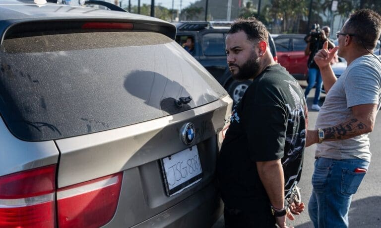 Revocación de Libertad Condicional de Jonathan González Agosto Tras Persecución en Guaynabo