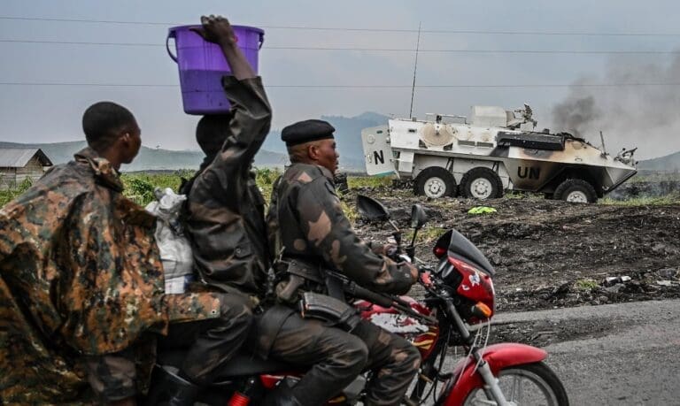 Rebeldes Congoleños Capturan Aeropuerto de Goma: Crisis Humanitaria en Aumento