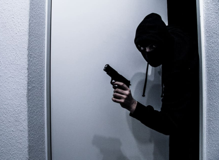Asalto en supermercado ‘Mi Gente’ en Quebradillas deja pérdidas significativas