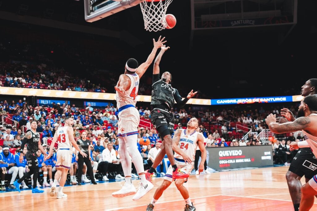Indios y Gigantes triunfan en el BSN