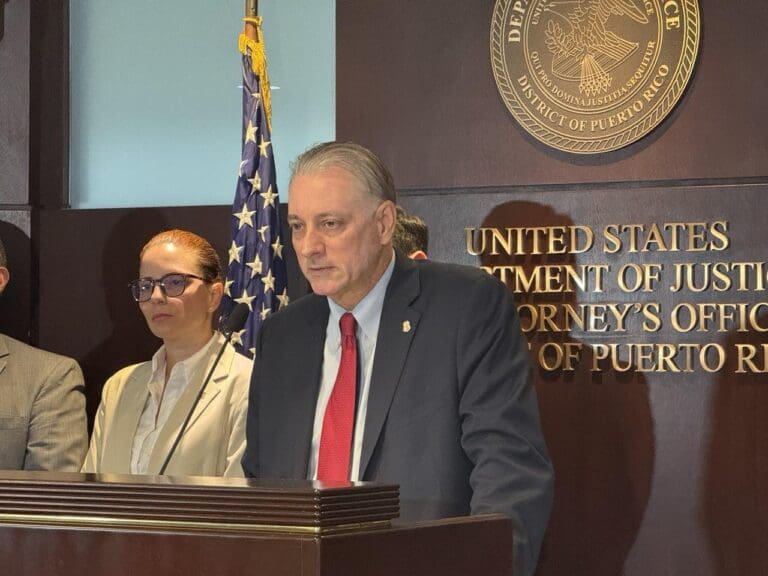 Hermanos de representante Georgie Navarro enfrentan acusaciones federales