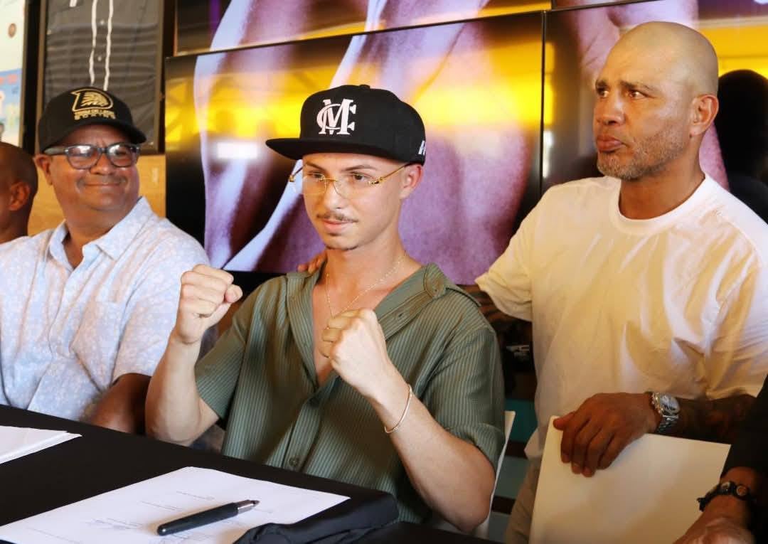 Yadriel “El Eléctrico” Cabán firma con Miguel Cotto Promotions y H2 Entertainment