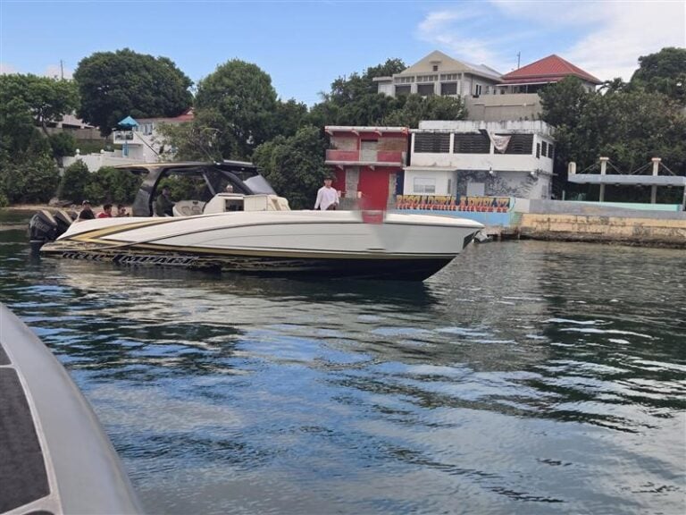 Detienen embarcación con ciudadanos uzbekos en Vieques