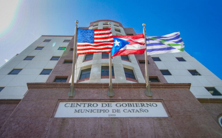 Tribunal desestima demanda del Municipio de Cataño en caso contra la Oficina del Contralor