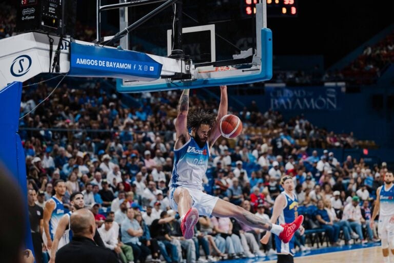 Gigantes, Vaqueros y Cangrejeros triunfan en el BSN