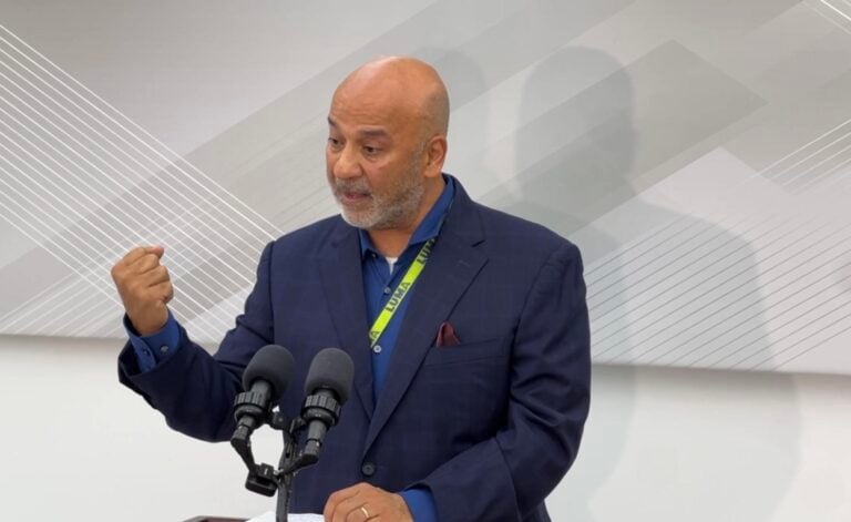 Negociado de Energía de Puerto Rico rechaza ajuste tarifario de LUMA