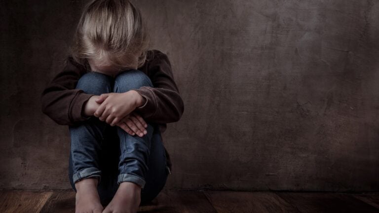 ASSMCA lanza campaña para prevenir el maltrato emocional infantil