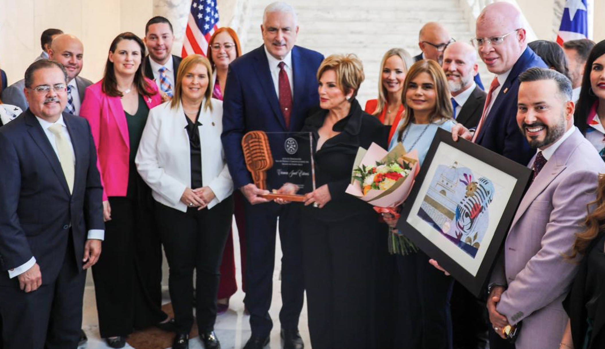 Senado nombra sala de prensa en honor a Carmen Jovet