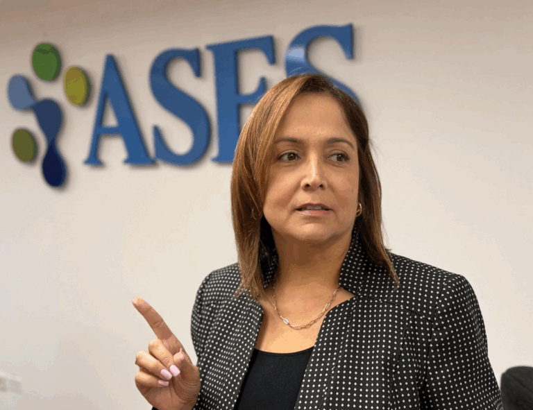 ASES activa plan correctivo tras señalamientos de la  Contralora
