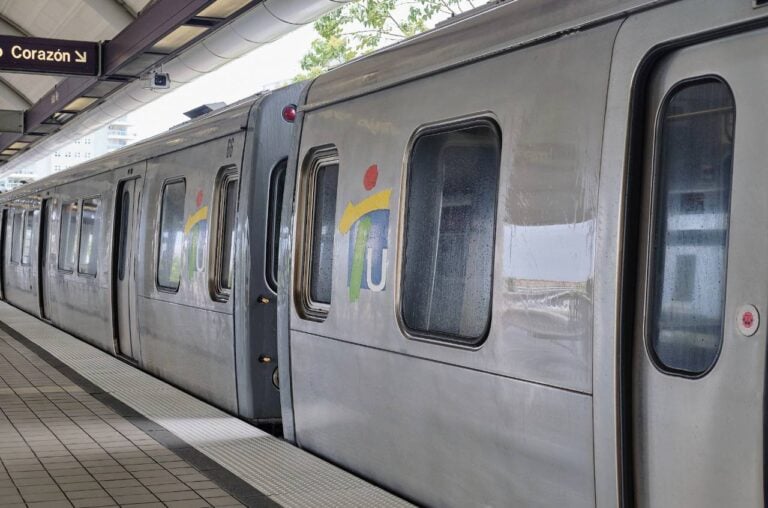 Tren Urbano reinicia operaciones parciales entre San Francisco y Sagrado Corazón desde este jueves