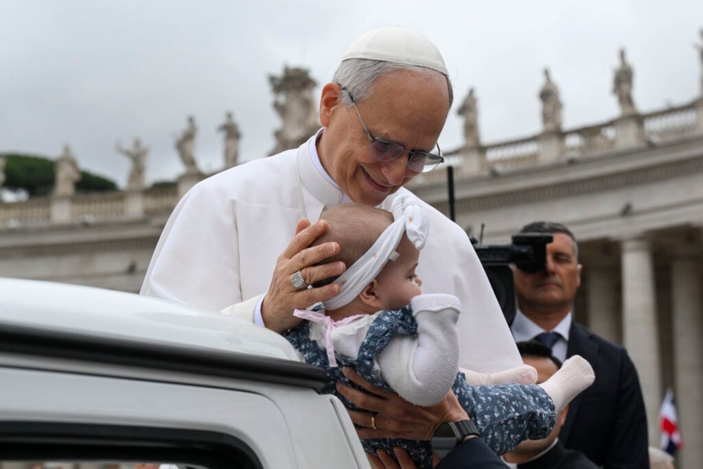 Papa León XIV aboga por una Iglesia misionera para sanar un mundo herido