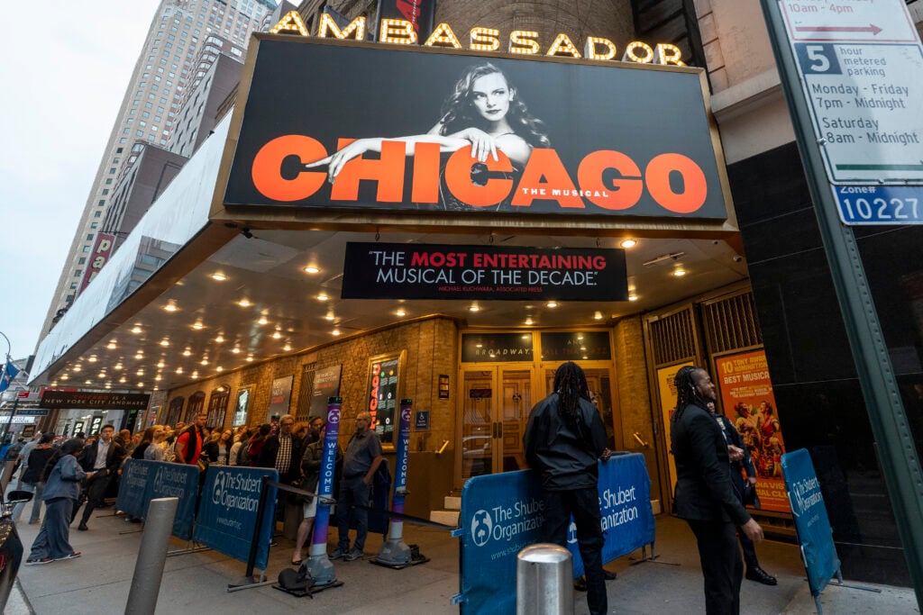 ‘Chicago’ celebra 50 años en Broadway con su icónica mezcla de jazz, drama y crítica social