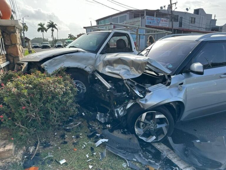 Hombre armado desata persecución en Dorado tras robar vehículo en Toa Baja