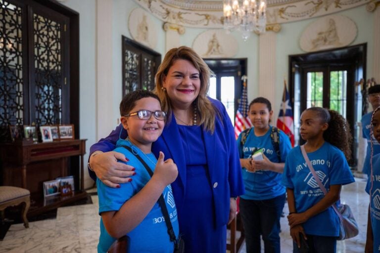 Gobernadora Jenniffer González presenta el Proyecto TRUC+ para atender traumas en comunidades vulnerables