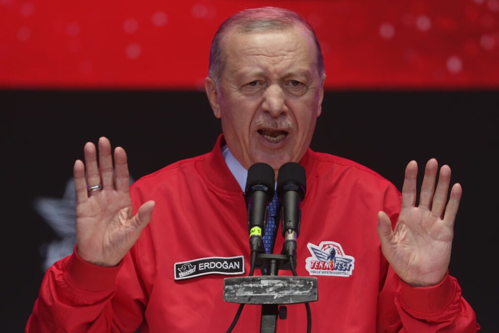 Turquía ofrece mediar entre Irán e Israel tras ataques a instalaciones nucleares