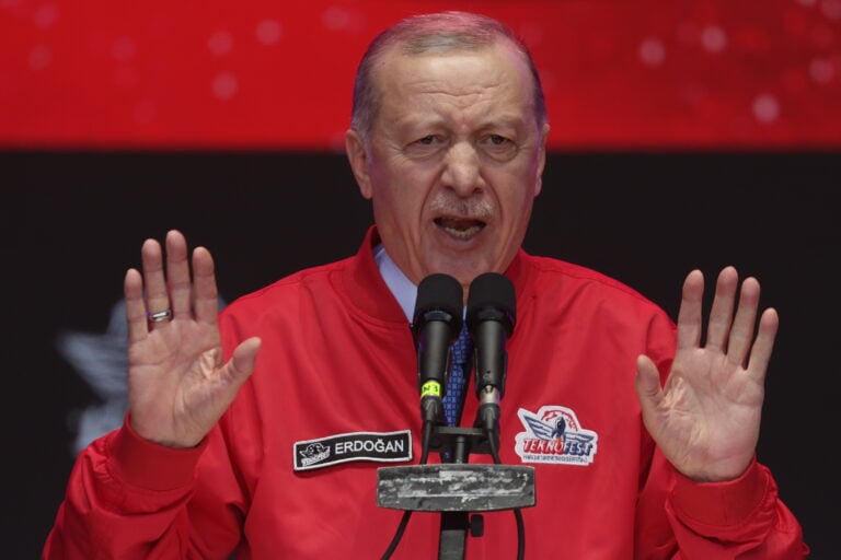 Turquía ofrece mediar entre Irán e Israel tras ataques a instalaciones nucleares