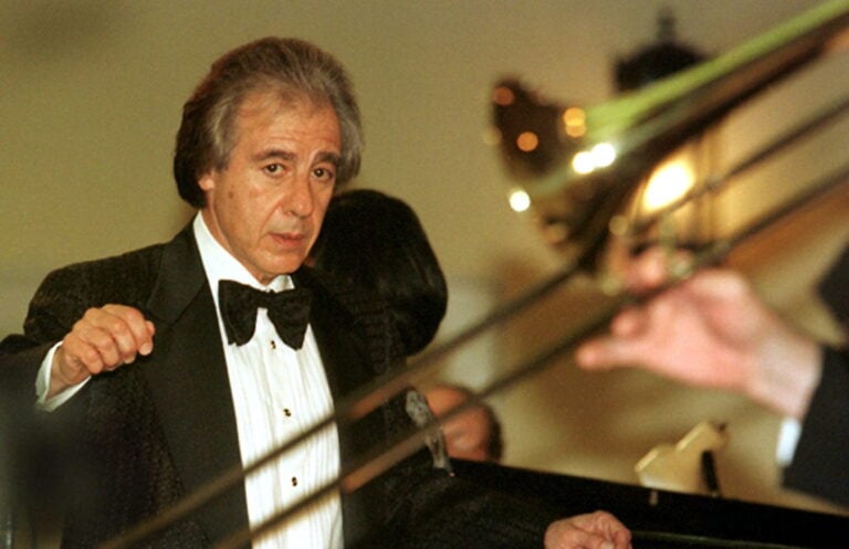 Muere Lalo Schifrin, legendario compositor argentino de la música de ‘Misión: Imposible’