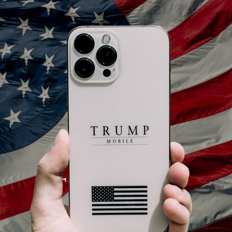 Trump Mobile: los hijos de Donald Trump lanzan nuevo servicio de telefonía con teléfono propio