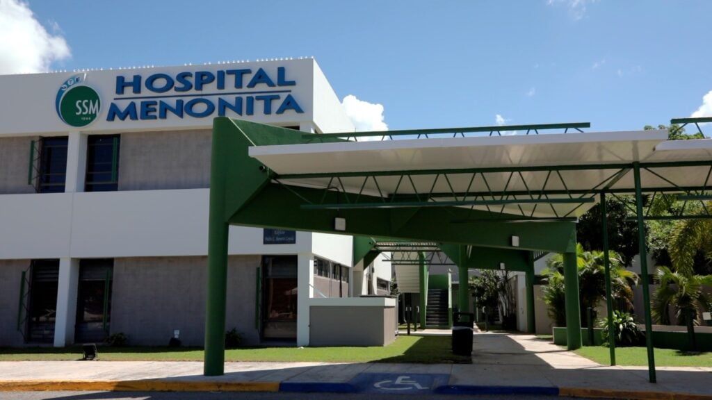 El Centro Primario de Manejo de Stroke del Hospital Menonita Ponce cuenta con un equipo multidisciplinario que incluye neurólogos vasculares, uno de ellos pediátrico, neuroradiólogos, fisiatras, profesional de enfermería, patólogos del habla, nutricionistas y trabajadores sociales, entre otros.