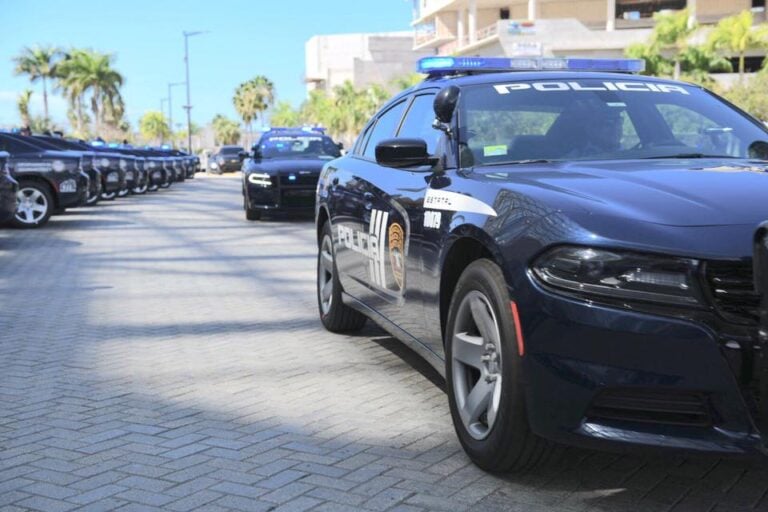 Robo violento en el estacionamiento de Los Pinos Café en Santurce
