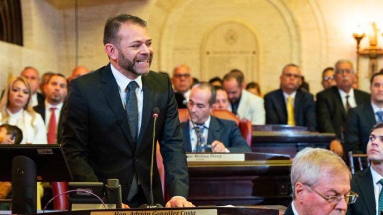 Arrestan al hermano del senador del PIP Adrián González Costa por presunto robo de identidad