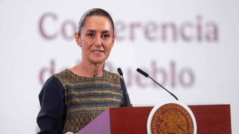 Claudia Sheinbaum pide reforma migratoria en EE.UU. tras redadas contra mexicanos en Los Ángeles
