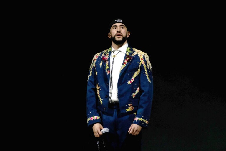 Bad Bunny genera dopamina: Colegio de Químicos destaca impacto científico de su música