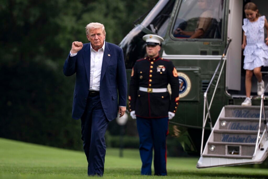 Trump impone arancel del 25 % a India y sanciona vínculos comerciales con Rusia