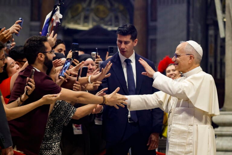 Papa León XVI a los influencers católicos: “No generen solo contenido, encuentren corazones”