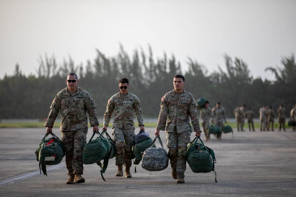 Regresan a Puerto Rico 257 soldados de la Guardia Nacional tras misión federal en África