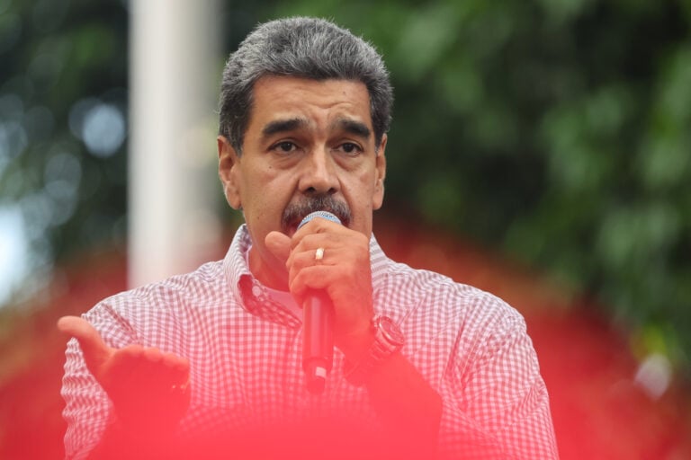 Nicolás Maduro califica de «bipolar» la política exterior de Estados Unidos