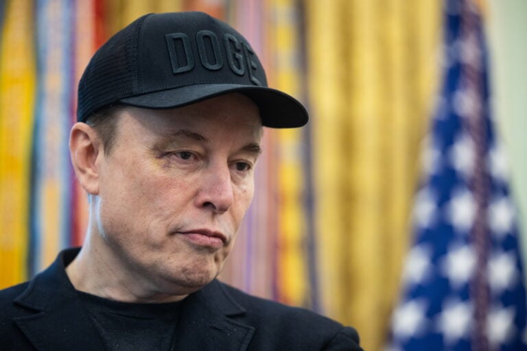 Elon Musk anuncia “Baby Grok”, una nueva app de inteligencia artificial para niños