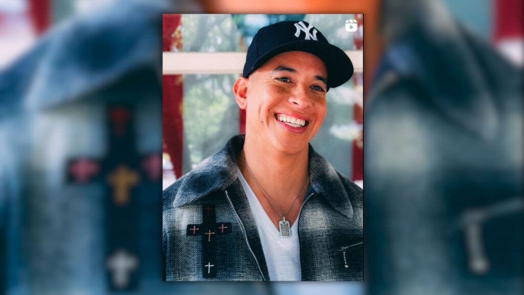 Daddy Yankee calienta motores con “Sonríele”, antesala de su gran regreso musical
