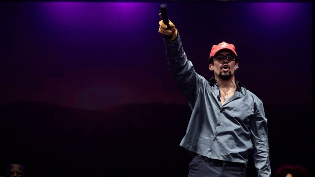 Fanáticos de Bad Bunny elevan la demanda de alojamientos en toda la isla