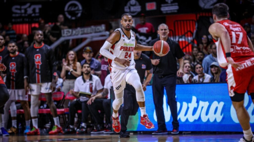 Victoria doble: Quebradillas y Bayamón toman fuerza en la postemporada del BSN
