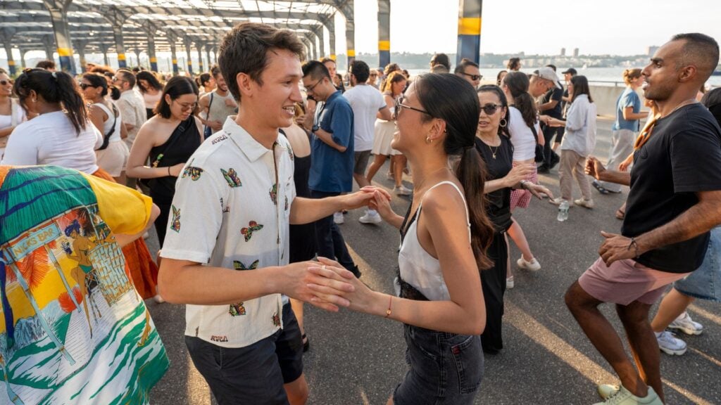 Sunset Salsa convierte a Manhattan en una pista de baile bajo el atardecer