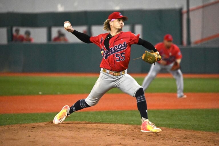Los Mulos de Juncos vencen 8-2 a los Leones de Patillas y quedan a un paso del campeonato en la Doble A