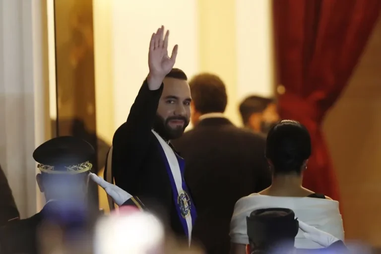 Nayib Bukele: la polémica por una reelección indefinida  
