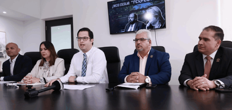 Populares denuncian fallas en inicio escolar y acusan a gobernadora de incumplir promesa de año “perfecto”