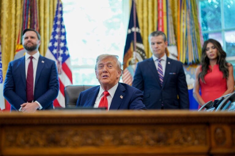 Trump y la polémica por la quema de la bandera: ¿qué dice realmente la ley?