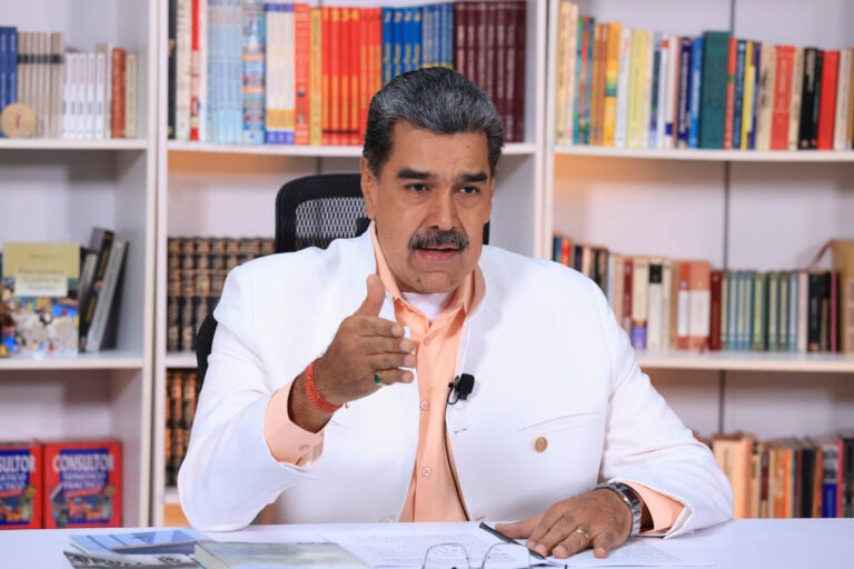 Decreto de Maduro otorga poderes especiales en caso de agresión extranjera
