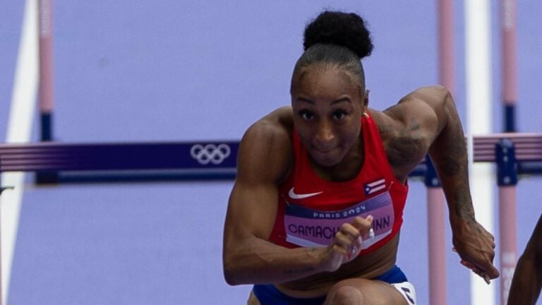 Jasmine Camacho-Quinn no participará en el Campeonato Mundial de Atletismo en Tokio por lesión en el pie