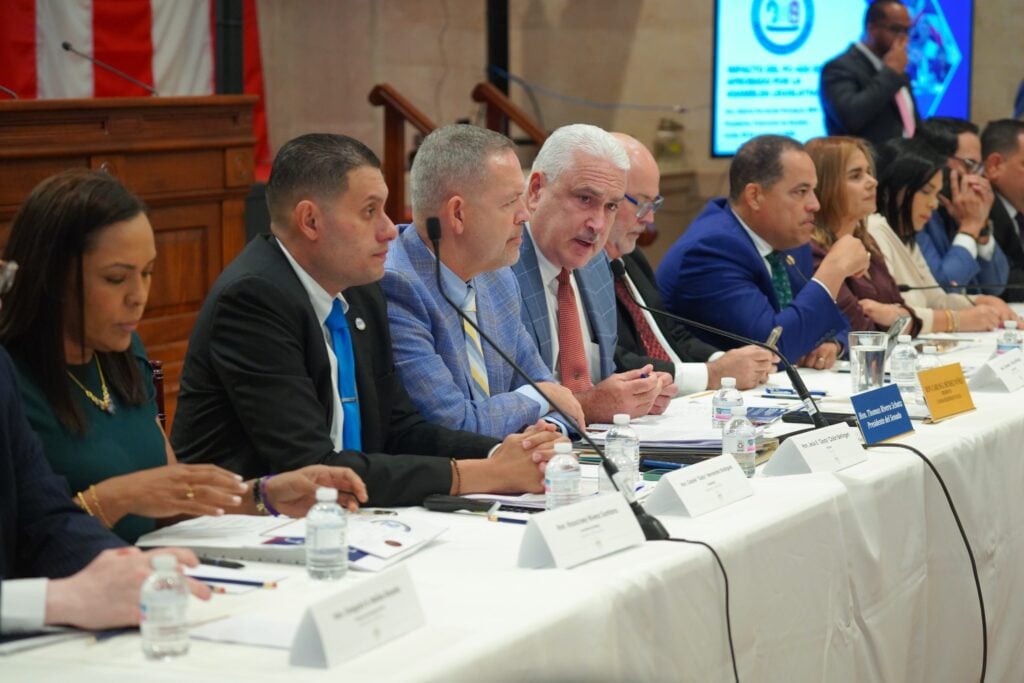 Alcaldes buscan alternativas para reemplazar $314 millones del impuesto al inventario