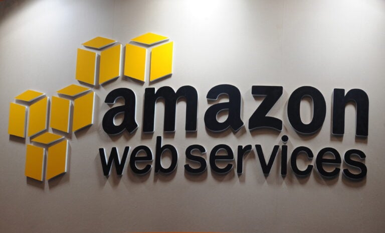 Interrupción masiva en la nube de Amazon afecta servicios en todo el mundo