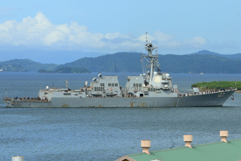 EE.UU. despliega su mayor fuerza naval en el Caribe desde la Guerra del Golfo ante tensión con Venezuela