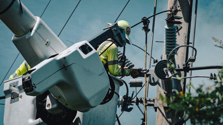 LUMA Energy confirma que continuará con brigadas nocturnas tras carta enviada al gobierno