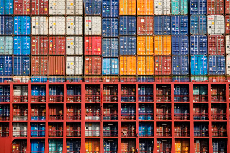 Panamá crea agencia especial para inspeccionar contenedores y combatir la infiltración del narcotráfico en los puertos