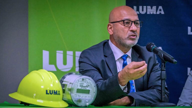 LUMA Energy asegura que la AEE le debe más de $800 millones y pide fondos para evitar atrasos en el servicio eléctrico