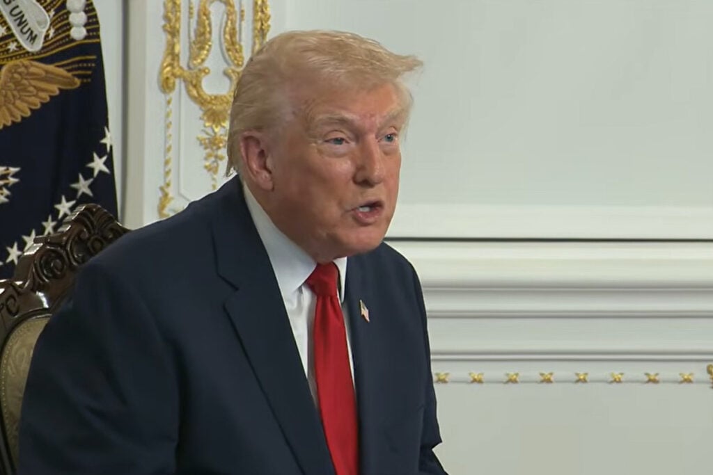 Trump advierte que EE.UU. “muy pronto” detendrá por tierra a narcotraficantes de Venezuela