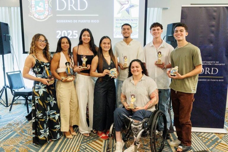 Departamento de Recreación y Deportes reconoce a 119 atletas destacados del Programa de Alto Rendimiento